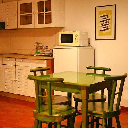 Manawa Camp Bed & Breakfast Costa de Caparica Exterior foto