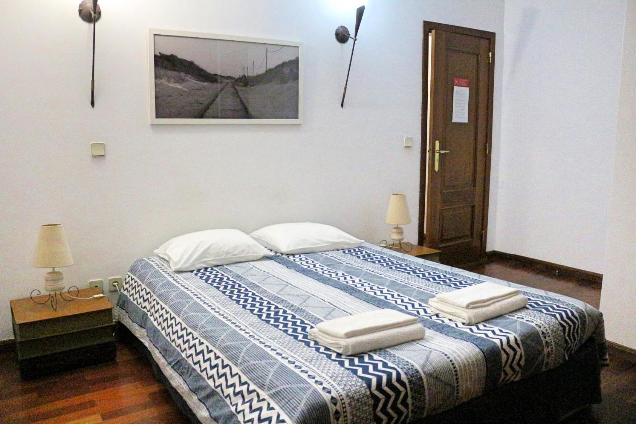 Manawa Camp Bed & Breakfast Costa de Caparica Exterior foto