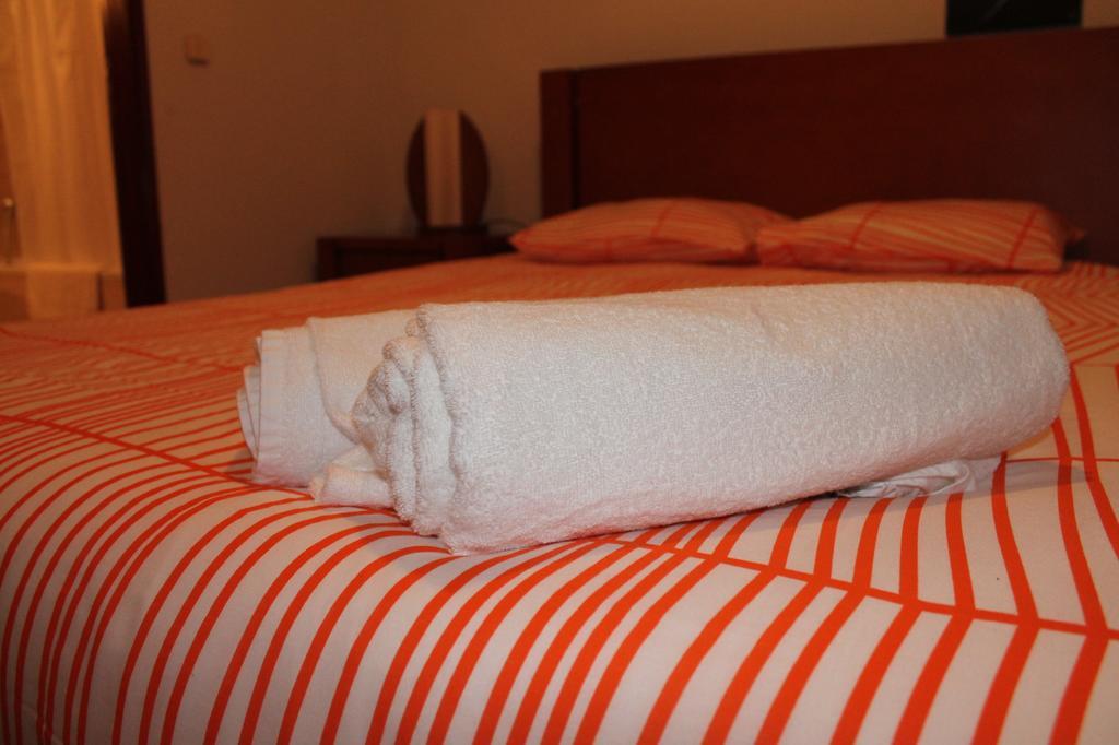 Manawa Camp Bed & Breakfast Costa de Caparica Exterior foto